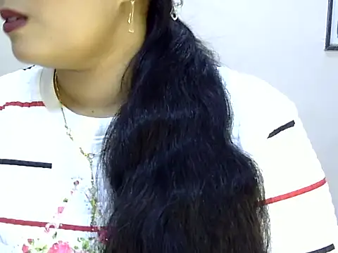 Snapshot of Muskan_Jha chatting on July 5, 2026, 12:45 pm Muskan Jha online show from July 5, 2026, 12:45 pm