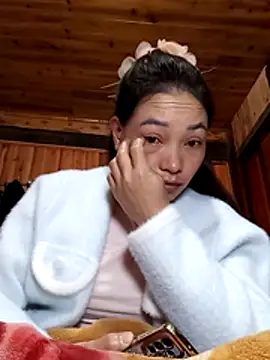  Su-Su  online show from January 9, 2026, 9:49 pm