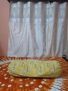 Cute-richa1 online show from March 5, 2026, 3:30 pm