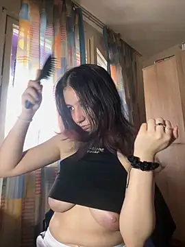 ivybabby online show from February 3, 2026, 9:47 am