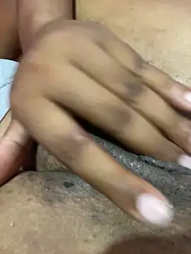 Sweet Caramel-tay online show from December 3, 2025, 2:37 pm