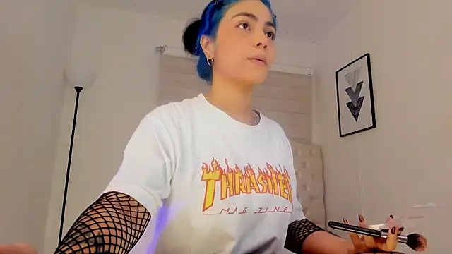 Snapshot of Scarlett_whitmore chatting on November 20, 2025, 4:23 am Scarlett whitmore online show from November 20, 2025, 4:23 am