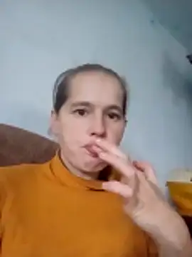 Snapshot of MelisaaRain chatting on December 1, 2025, 7:57 am MelisaaRain online show from December 1, 2025, 7:57 am