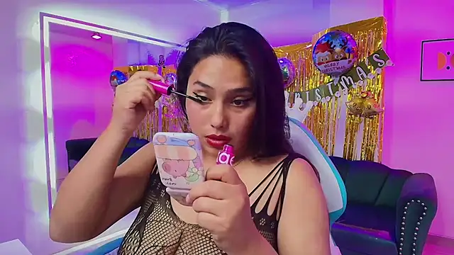 Snapshot of Gemma_bellini chatting on December 13, 2025, 7:53 pm Gemma bellini online show from December 13, 2025, 7:53 pm