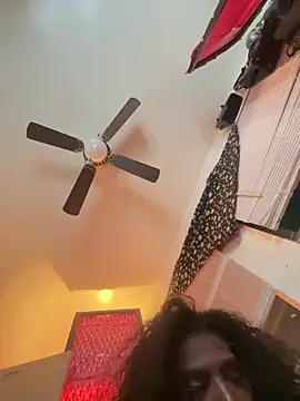 Motherbigbus online show from March 20, 2026, 7:02 am