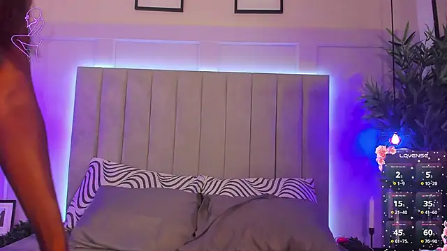 CandyVega  online show from December 4, 2025, 7:55 pm