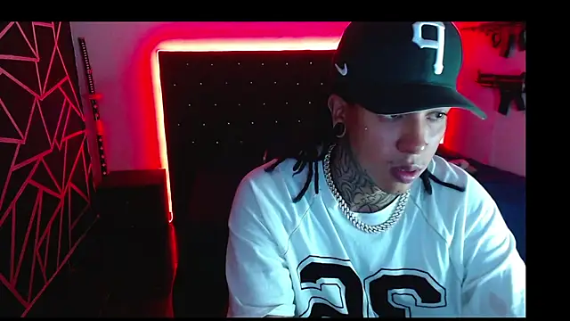 Zero-X9 online show from November 17, 2025, 11:21 pm