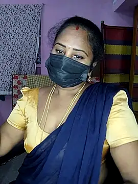 Snapshot of Tamil_devagi chatting on April 18, 2026, 7:07 pm Tamil devagi online show from April 18, 2026, 7:07 pm