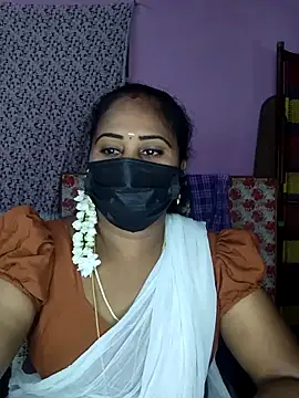 Snapshot of Tamil_devagi chatting on April 19, 2026, 6:43 pm Tamil devagi online show from April 19, 2026, 6:43 pm