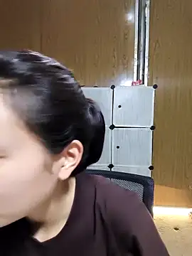 Snapshot of Cat-meow chatting on April 13, 2026, 6:30 am Cat-meow online show from April 13, 2026, 6:30 am