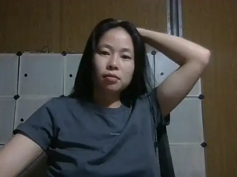 Snapshot of Cat-meow chatting on June 15, 2026, 2:52 pm Cat-meow online show from June 15, 2026, 2:52 pm