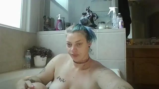 Snapshot of anitabonghit chatting on May 20, 2026, 1:06 pm anitabonghit online show from May 20, 2026, 1:06 pm