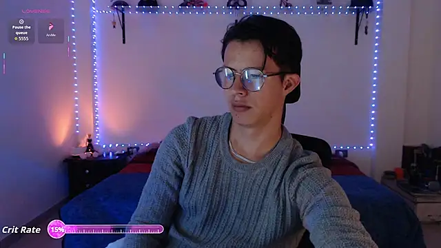 Snapshot of Brandon_starkk chatting on July 24, 2026, 2:42 am Brandon starkk online show from July 24, 2026, 2:42 am