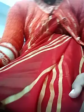 Anushasharma89 online show from February 13, 2026, 3:13 am