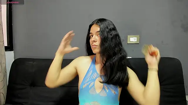 Snapshot of Angel-umbra chatting on November 24, 2025, 7:46 pm Angel-umbra online show from November 24, 2025, 7:46 pm