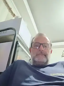 nard53 online show from May 15, 2026, 11:23 pm