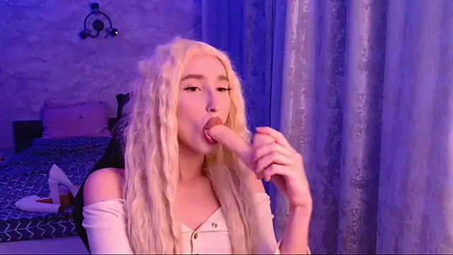  Honey sunset  online show from December 2, 2025, 11:23 pm