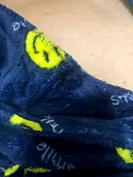 rachelxx699 online show from November 17, 2025, 1:00 am