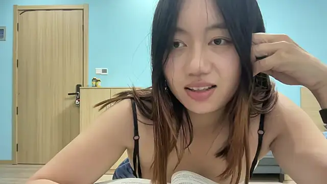 Nash202627 online show from November 23, 2025, 2:17 pm