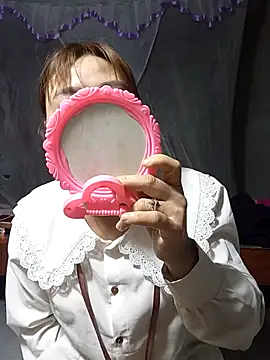 Lee-Thee online show from January 12, 2026, 10:48 pm