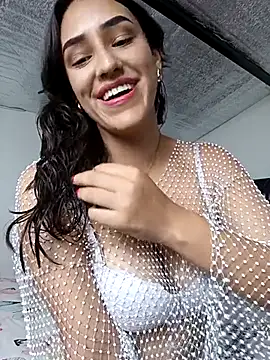 Isis Stant online show from January 9, 2026, 8:32 pm