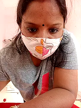 CUTE-LOVE-SWEETS online show from January 11, 2026, 4:17 am