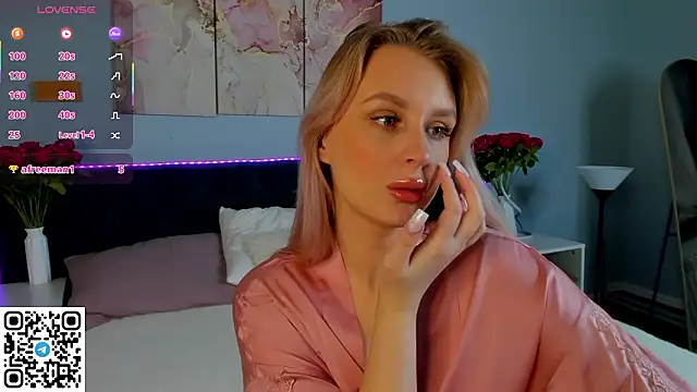 KiraRuiz online show from February 2, 2026, 1:26 am