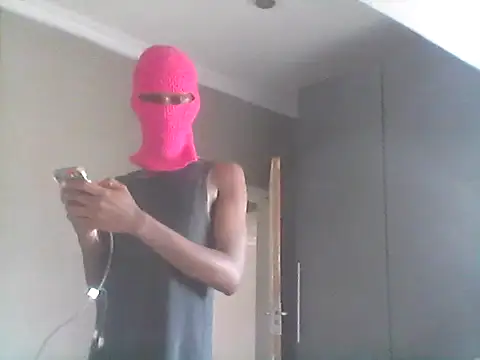 Snapshot of Vlazarus chatting on February 20, 2026, 8:16 am Vlazarus online show from February 20, 2026, 8:16 am