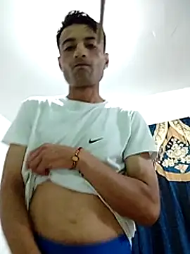 noah77  online show from November 26, 2025, 2:01 am