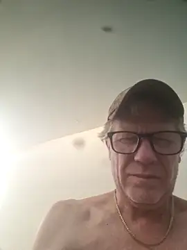 Hardwarelane67 online show from April 9, 2026, 2:44 am