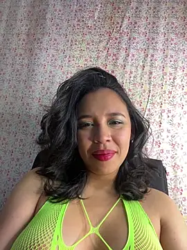 Esmerald 1111 online show from December 17, 2025, 10:21 am