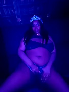 VenezuelaLuxeNoir online show from February 21, 2026, 8:04 am