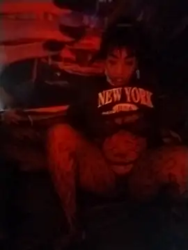 VenezuelaLuxeNoir online show from March 19, 2026, 7:34 am