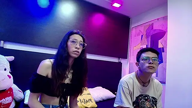 Snapshot of Lianna_and_Jean chatting on November 18, 2025, 12:42 pm Lianna and Jean online show from November 18, 2025, 12:42 pm