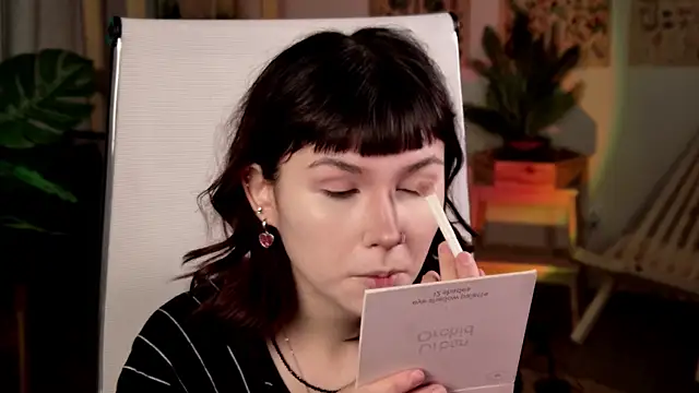 RickiOwens online show from December 16, 2025, 6:51 am