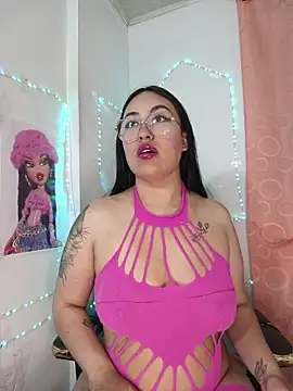 Snapshot of KatyVelvet07 chatting on February 13, 2026, 9:49 am KatyVelvet07 online show from February 13, 2026, 9:49 am