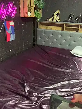 Shy-Ivy online show from March 29, 2026, 9:37 pm