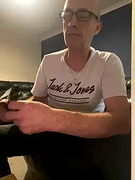 Snapshot of grant38com chatting on November 22, 2025, 12:48 pm grant38com online show from November 22, 2025, 12:48 pm