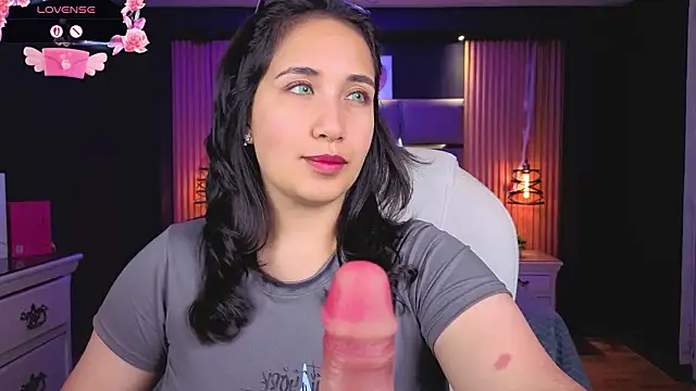 Lauroberts7 online show from February 16, 2026, 7:32 pm