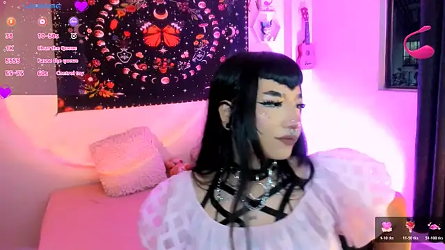 Snapshot of VexieDemon666 chatting on November 20, 2025, 12:44 am VexieDemon666 online show from November 20, 2025, 12:44 am