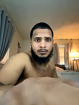 lovebelowyou online show from November 20, 2025, 2:39 pm