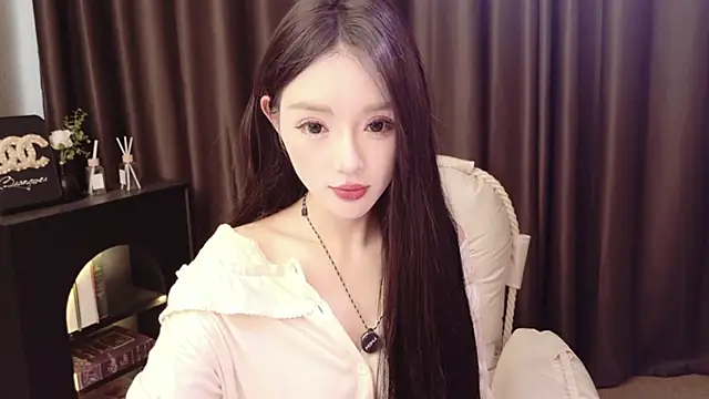 mammam520 online show from April 8, 2026, 5:18 am