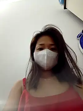 PamPii2x online show from April 10, 2026, 10:47 pm