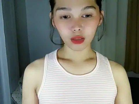 sluttyLeila online show from January 18, 2026, 1:26 pm