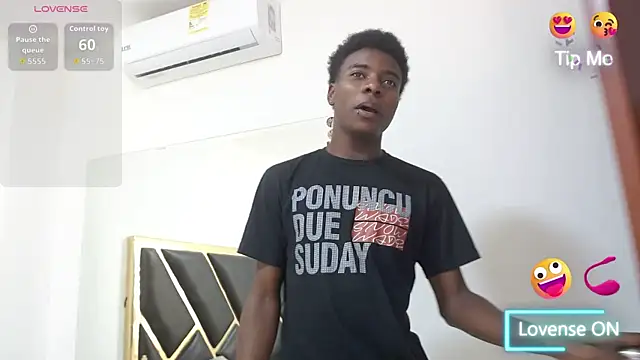 NoahJhonson69 online show from April 1, 2026, 11:33 am