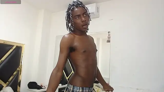 NoahJhonson69 online show from May 31, 2026, 6:09 pm