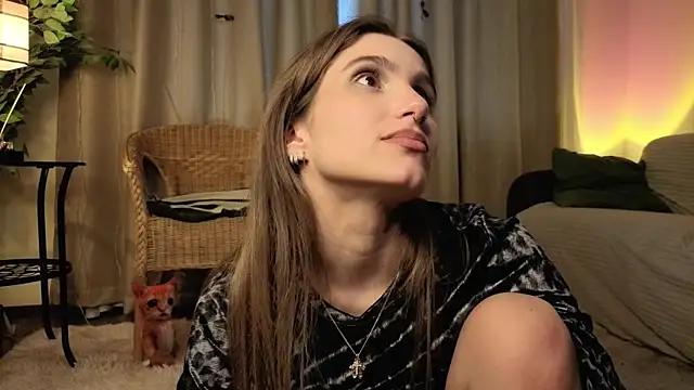 RozanneJordan online show from May 27, 2026, 1:57 am