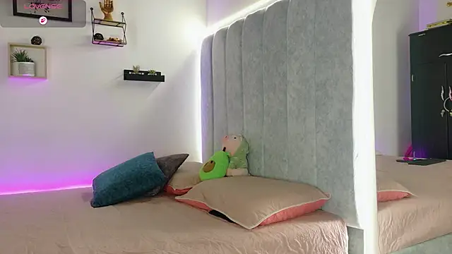  manumontoya online show from February 6, 2026, 4:32 pm