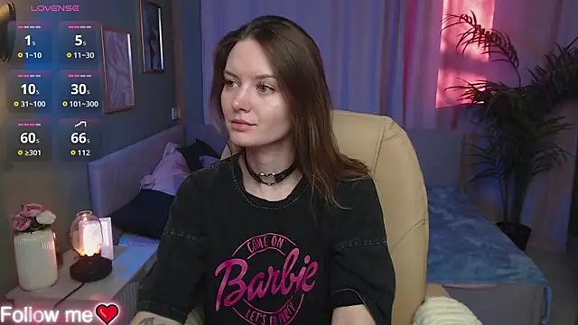 Ursula Andres online show from April 11, 2026, 1:10 am