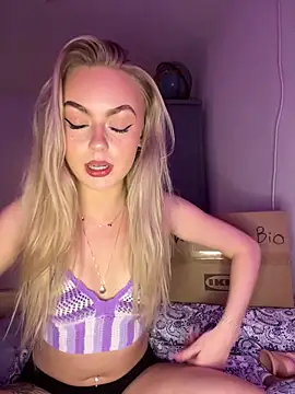 linafuntime online show from January 6, 2026, 8:12 pm